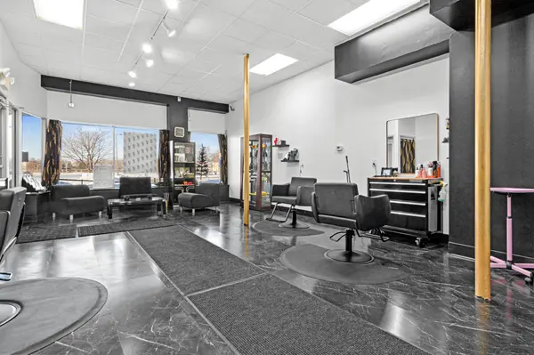 5609 Chicago Ave S, Minneapolis, MN 55417-2429