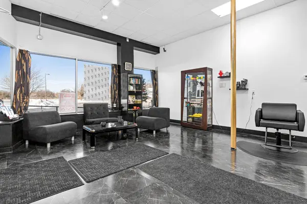 5609 Chicago Ave S, Minneapolis, MN 55417-2429