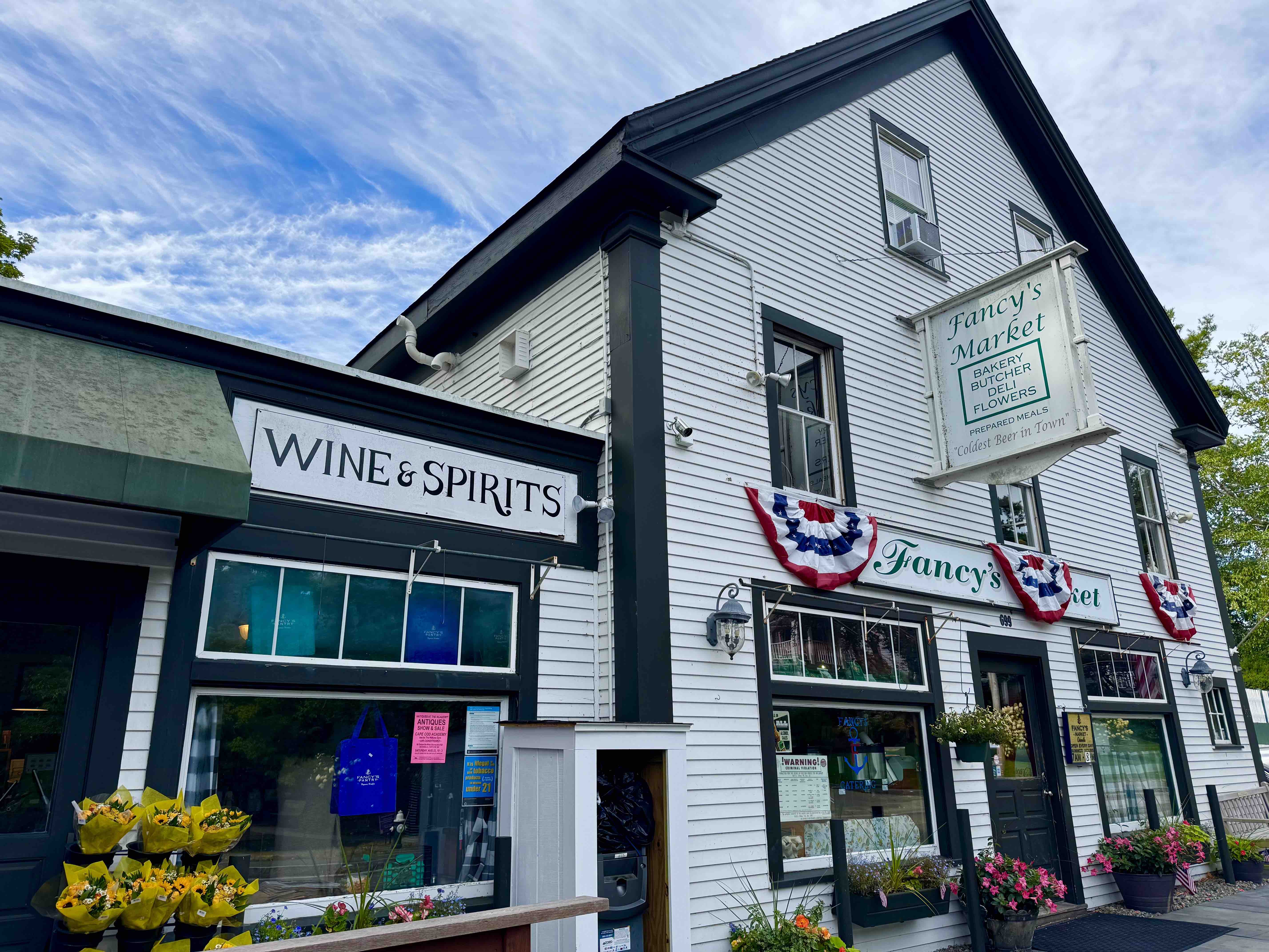 Fancy's Fish Market Osterville