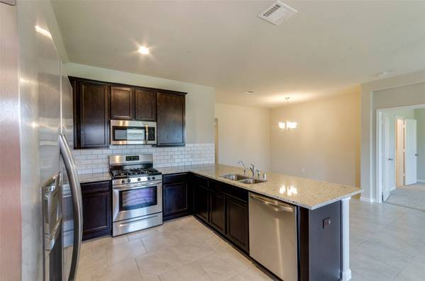 2213 Del Mar, Texas City, TX 77568
