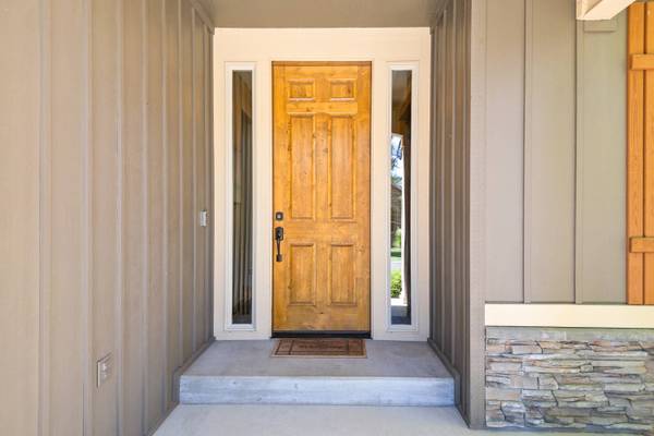 60826 Goldenwood LOOP, Bend, OR 97702