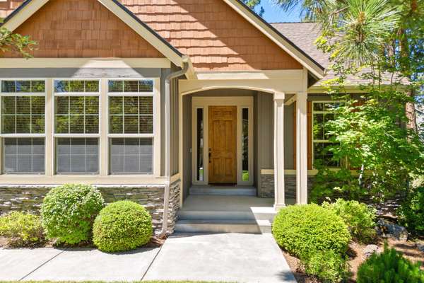 60826 Goldenwood LOOP, Bend, OR 97702