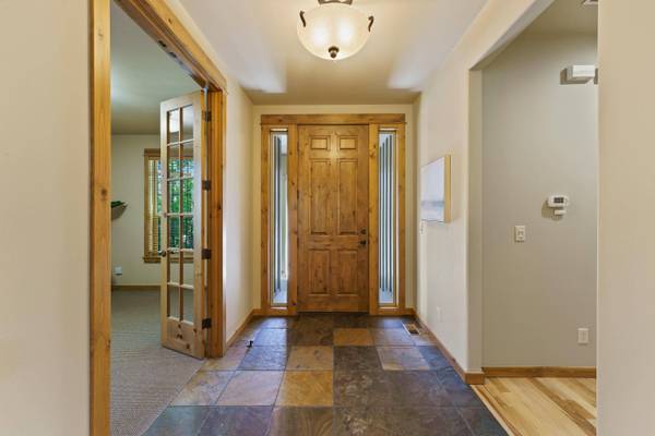 60826 Goldenwood LOOP, Bend, OR 97702