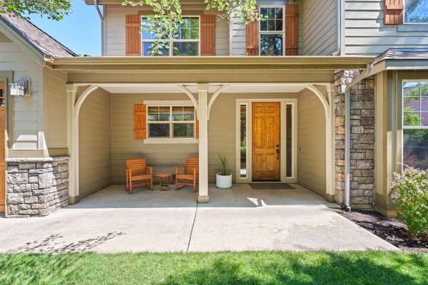 60811 Goldenwood LOOP, Bend, OR 97702