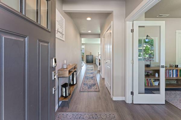 61364 Matthew ST, Bend, OR 97702