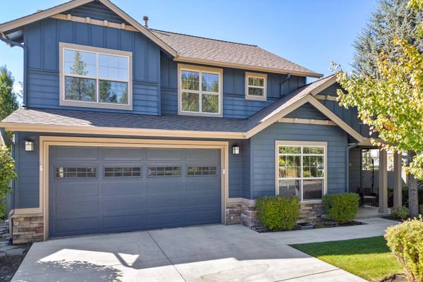 60813 Scotts Bluff PL, Bend, OR 97702