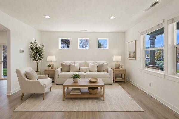 63250 Newhall PL, Bend, OR 97703