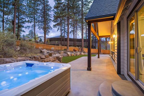 2023 Shiraz CT, Bend, OR 97703