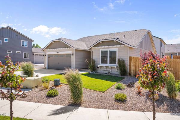 62847 Daniel RD, Bend, OR 97701
