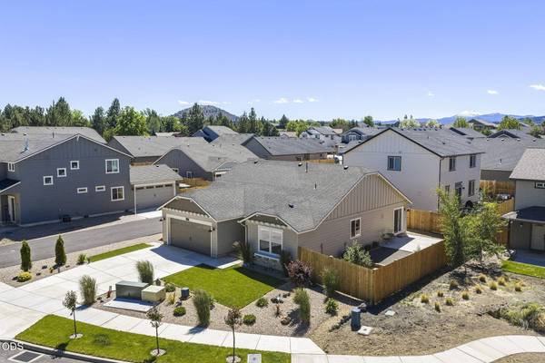 62847 Daniel RD, Bend, OR 97701