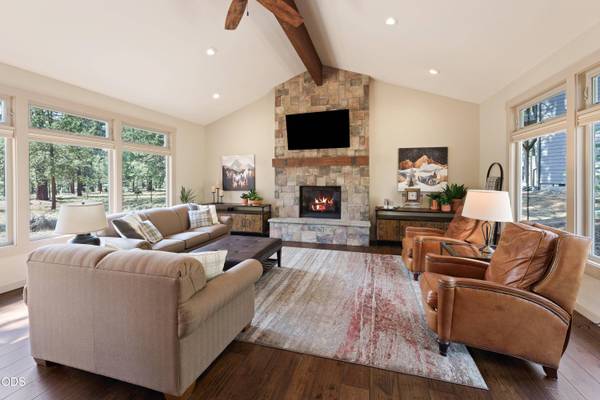 17842 Mt Hood LN, Sunriver, OR 97707