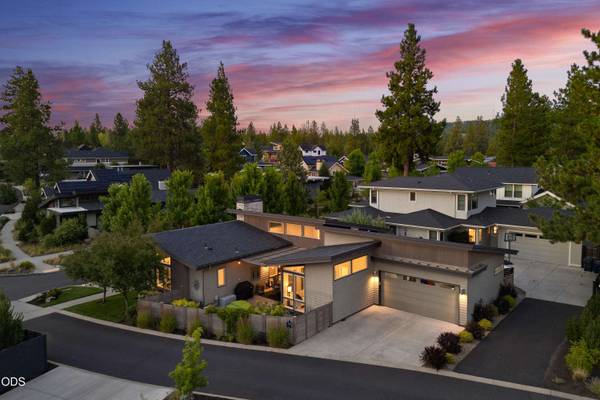 2749 Shields DR, Bend, OR 97703