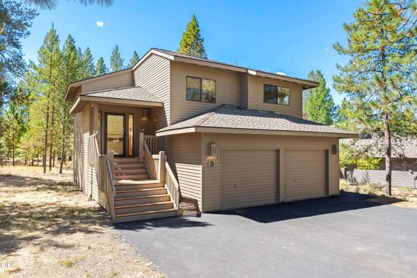 17855 Lava Butte LN, Sunriver, OR 97707