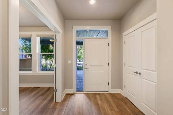 1646 Upas AVE, Redmond, OR 97756