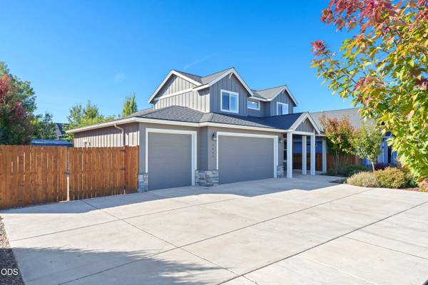 1646 Upas AVE, Redmond, OR 97756