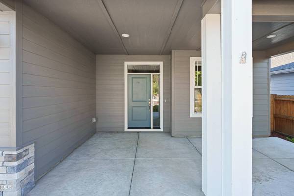 1646 Upas AVE, Redmond, OR 97756