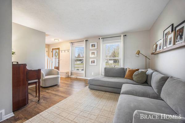 4534 Forest Lake SE Court, Grand Rapids, MI 49546