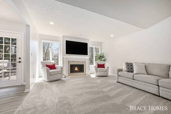 2004 S Terrace Lane, Grand Rapids, MI 49505