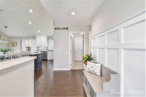 661 Dorothy Bowen Drive, Sheridan, MI 48884