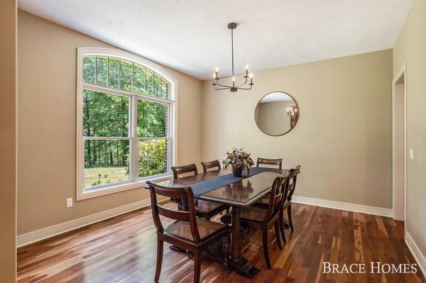 6450 Egypt Ridge NE Road, Rockford, MI 49341