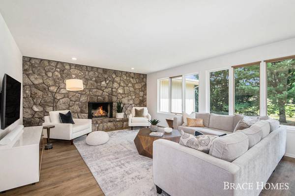 1359 Buttrick SE Avenue, Ada, MI 49301