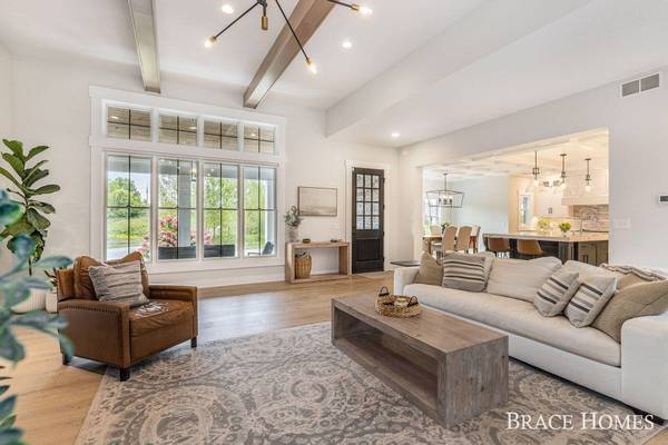 6735 Tara Court, Rockford, MI 49341