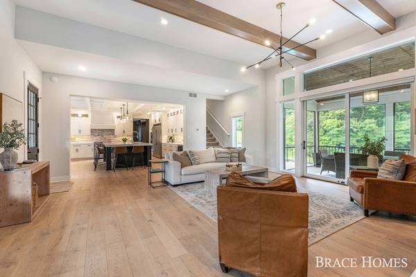 6735 Tara Court, Rockford, MI 49341