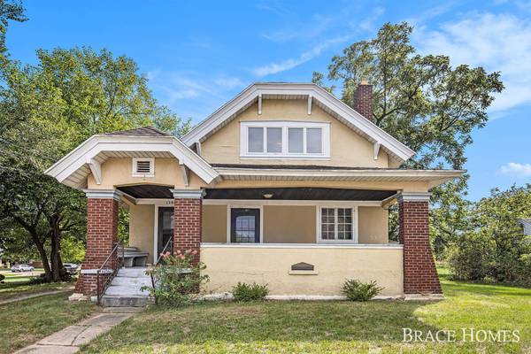 1344 Leonard NE Street, Grand Rapids, MI 49505