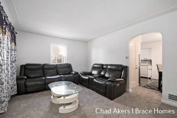 2924 Union SE Avenue, Grand Rapids, MI 49548