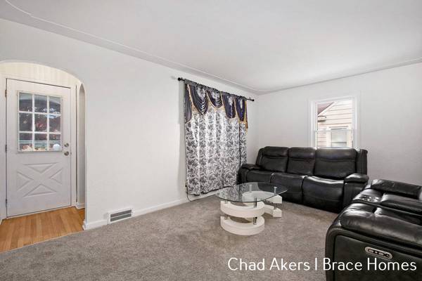 2924 Union SE Avenue, Grand Rapids, MI 49548