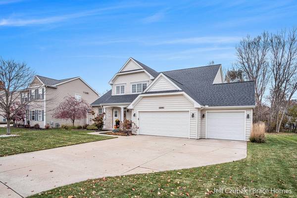5294 Mccormick SW Drive, Grandville, MI 49418