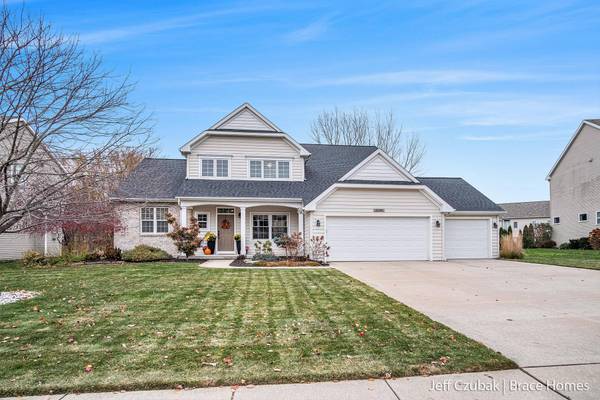 5294 Mccormick SW Drive, Grandville, MI 49418
