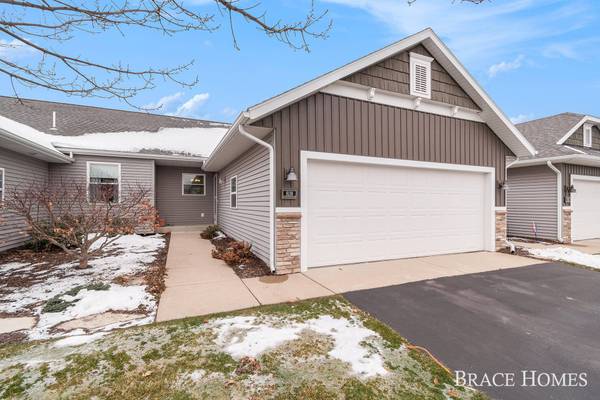 8119 Byron Creek SW Drive, Byron Center, MI 49315