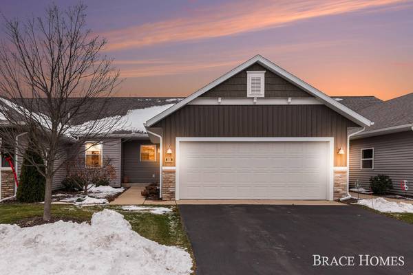 8119 Byron Creek SW Drive, Byron Center, MI 49315