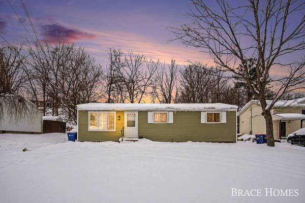 1935 Ball NE Avenue, Grand Rapids, MI 49505