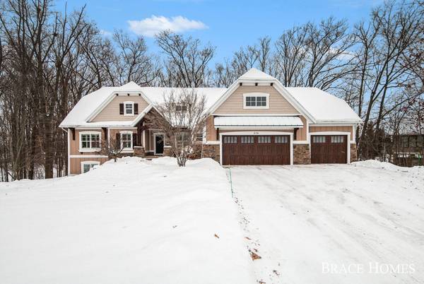 578 Stonehenge SW Drive, Grandville, MI 49418