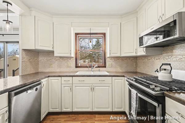 2785 Northville NE Drive, Grand Rapids, MI 49525