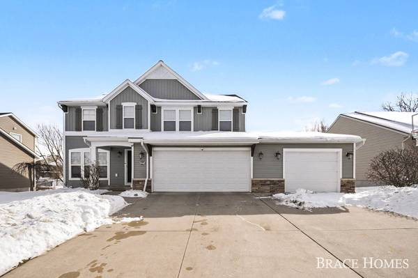 8540 Twin Lakes Drive, Jenison, MI 49428