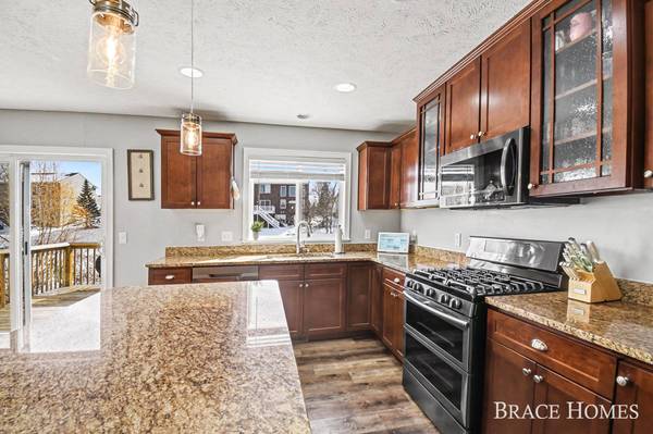 8540 Twin Lakes Drive, Jenison, MI 49428