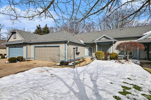 2131 Tree Ridge SE Drive, Grand Rapids, MI 49508