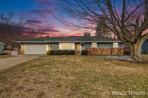 547 72nd SE Street, Grand Rapids, MI 49548