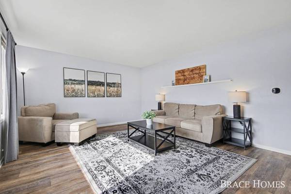 547 72nd SE Street, Grand Rapids, MI 49548