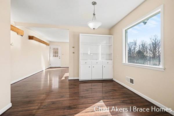 9555 Eastern SE Avenue, Byron Center, MI 49315