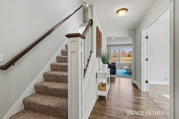 2929 E Morgan Trail, Rockford, MI 49341