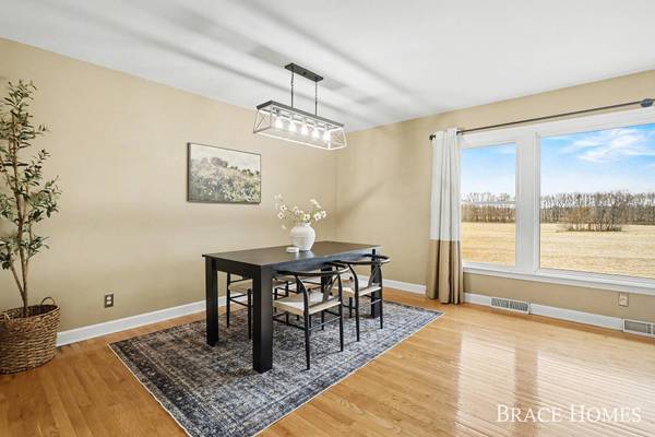 6835 Country View Drive, Kalamazoo, MI 49009