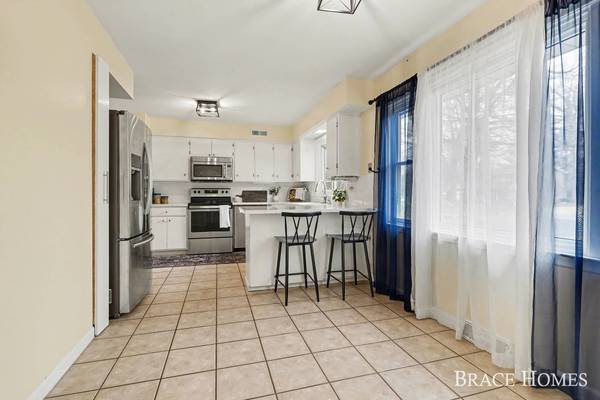 6835 Country View Drive, Kalamazoo, MI 49009