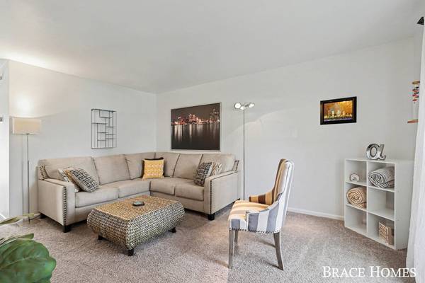 2466 Cranden SE Drive #246, Grand Rapids, MI 49506