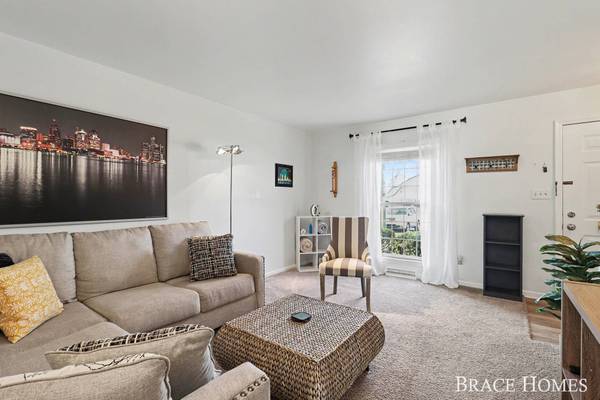 2466 Cranden SE Drive #246, Grand Rapids, MI 49506