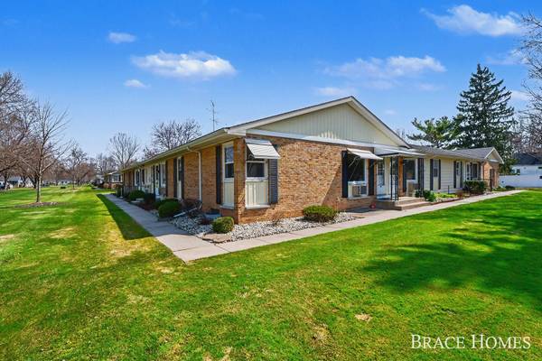 647 Blue Ash SE Drive, Grand Rapids, MI 49548