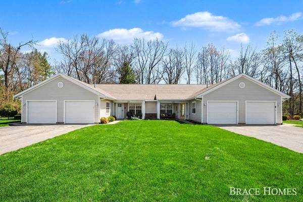 3369 Clear Vista NE Court, Grand Rapids, MI 49525